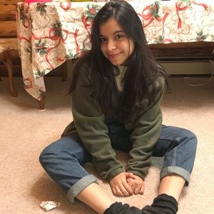 Meet your Posher, Maria